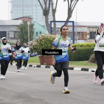 Runner Photo 7274909