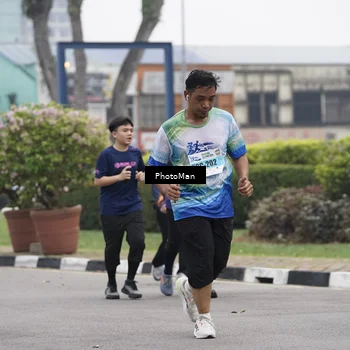 Runner Photo 7274996
