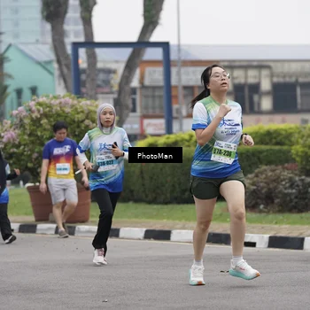 Runner Photo 7275042