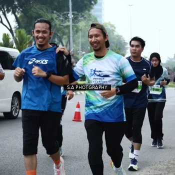 Runner Photo 7275296