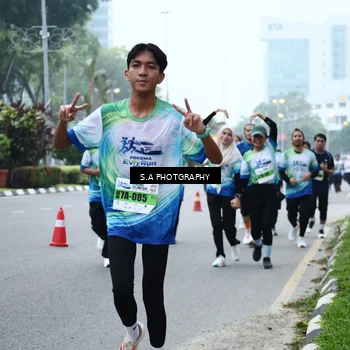 Runner Photo 7275335