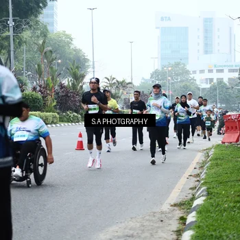 Runner Photo 7275346