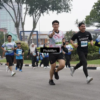 Runner Photo 7275367