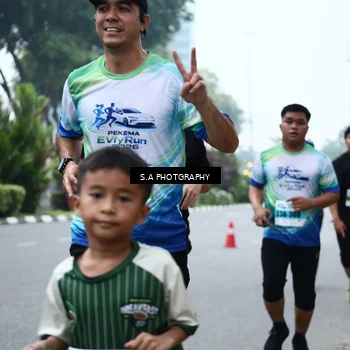 Runner Photo 7275739