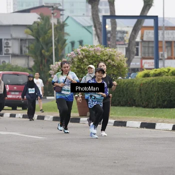 Runner Photo 7275842
