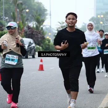 Runner Photo 7275863