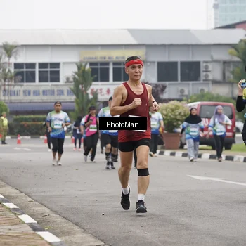 Runner Photo 7276298