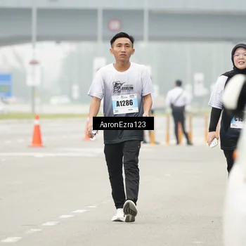 Runner Photo 7276759