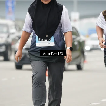 Runner Photo 7276899