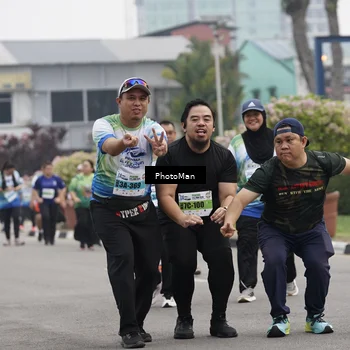 Runner Photo 7276906