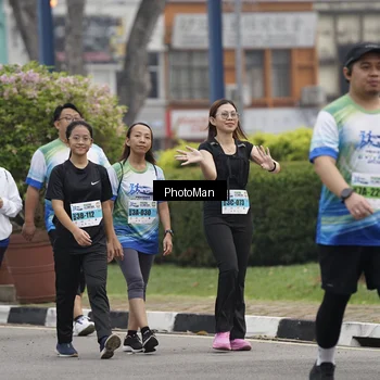 Runner Photo 7276988