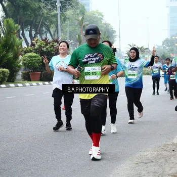 Runner Photo 7277404