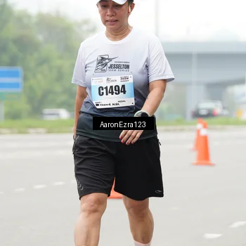Runner Photo 7277467