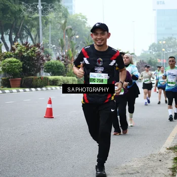 Runner Photo 7277473