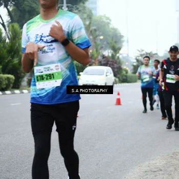 Runner Photo 7277476
