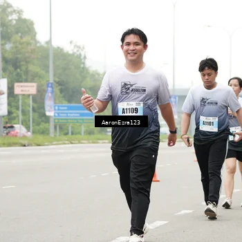 Runner Photo 7277704