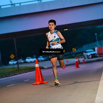 Runner Photo 7277849