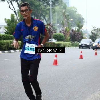 Runner Photo 7277990