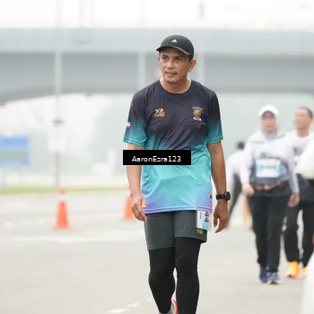 Runner Photo 7278649