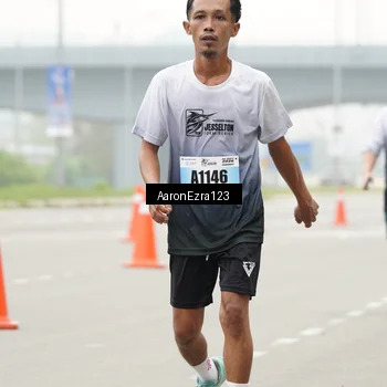 Runner Photo 7278946