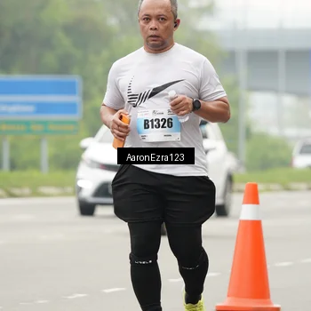 Runner Photo 7279052
