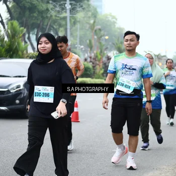 Runner Photo 7279062