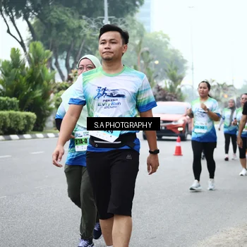 Runner Photo 7279100