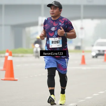 Runner Photo 7279114
