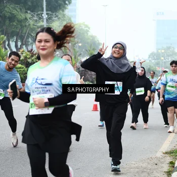Runner Photo 7279353