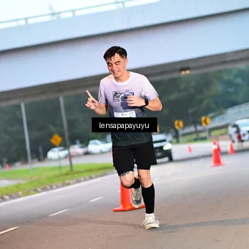 Runner Photo 7279360