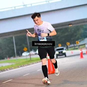 Runner Photo 7279361