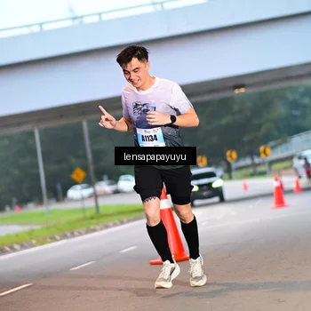 Runner Photo 7279365