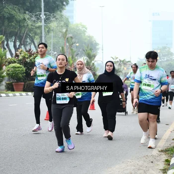 Runner Photo 7279398