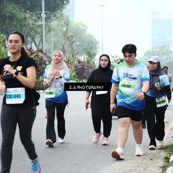 Runner Photo 7279449