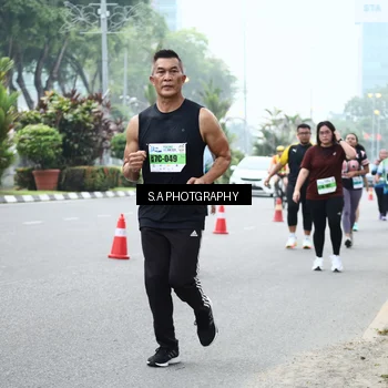 Runner Photo 7279646