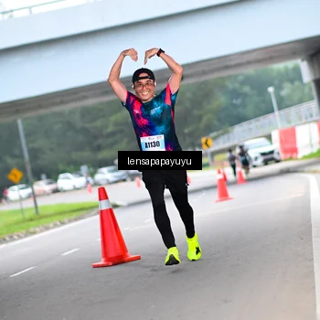 Runner Photo 7279844