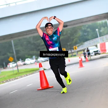 Runner Photo 7279846