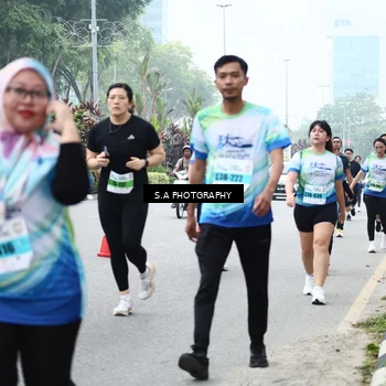 Runner Photo 7279884