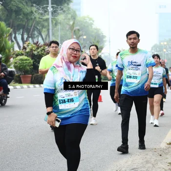 Runner Photo 7279890