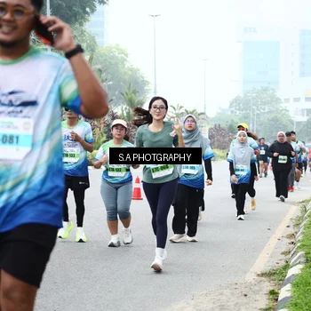 Runner Photo 7280120