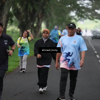 Runner Photo 7280406