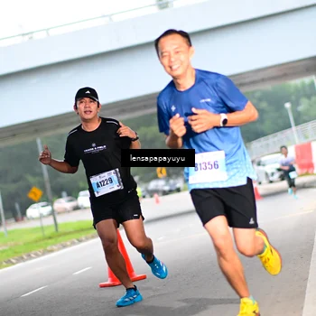 Runner Photo 7280435