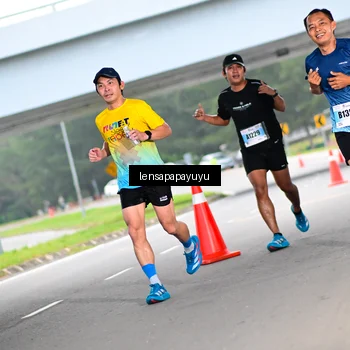Runner Photo 7280444