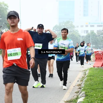 Runner Photo 7280472