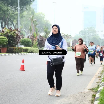 Runner Photo 7280849