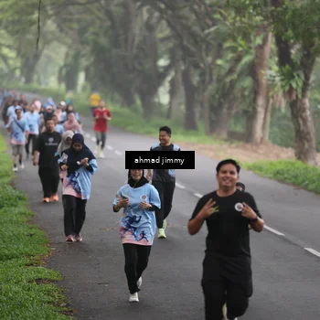 Runner Photo 7283706