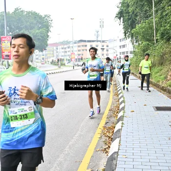 Runner Photo 7283811