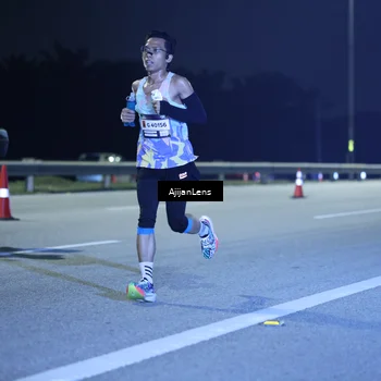 Runner Photo 7283848