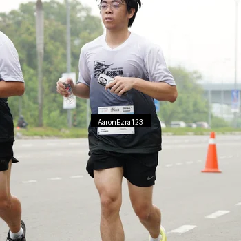 Runner Photo 7283898