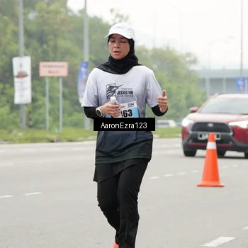 Runner Photo 7283914